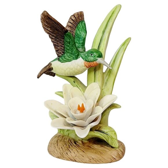 Royal Heritage Birds in Flight Collection Flight to Spring Hummingbird Figurine - Picture 1 of 12